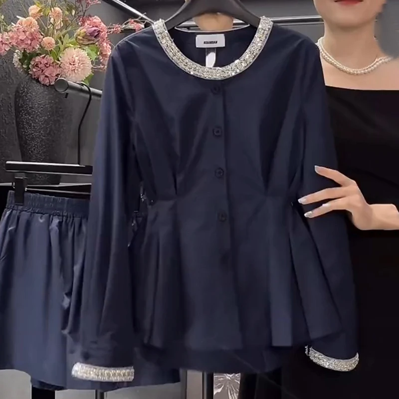 Large size high-end long sleeved shirt for women in spring new style fashionable waist cinching and slimming trendy top
Large size high-end long sleeved shirt for women in spring new style fashionable waist cinching and slimming trendy top