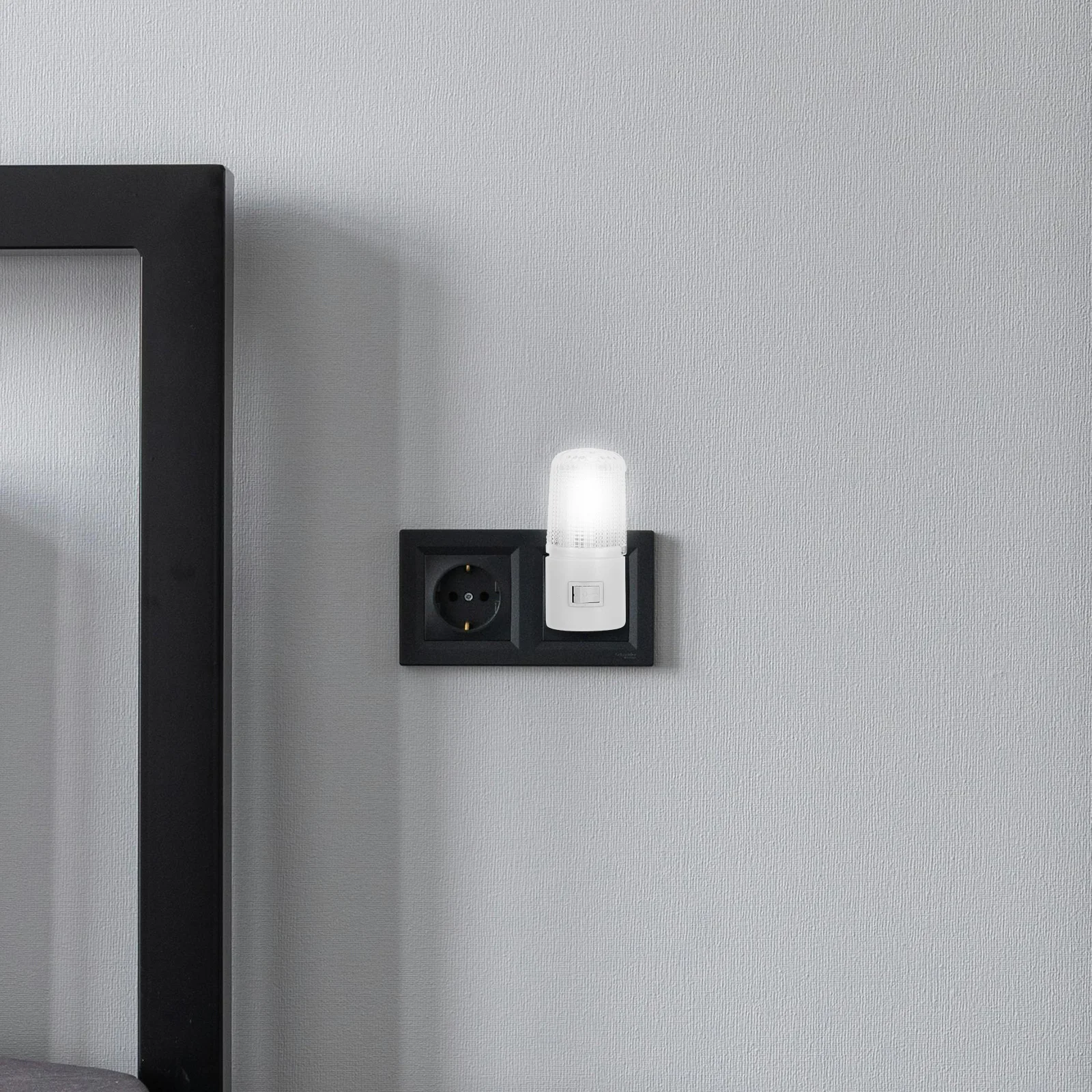 Plug in Small Night Light Soft Comfortable LED Bulb on Off Switch Bedroom Bathroom Kids Room Decorative Night Light Eu Plug
Plug in Small Night Light Soft Comfortable LED Bulb on Off Switch Bedroom Bathroom Kids Room Decorative Night Light Eu Plug