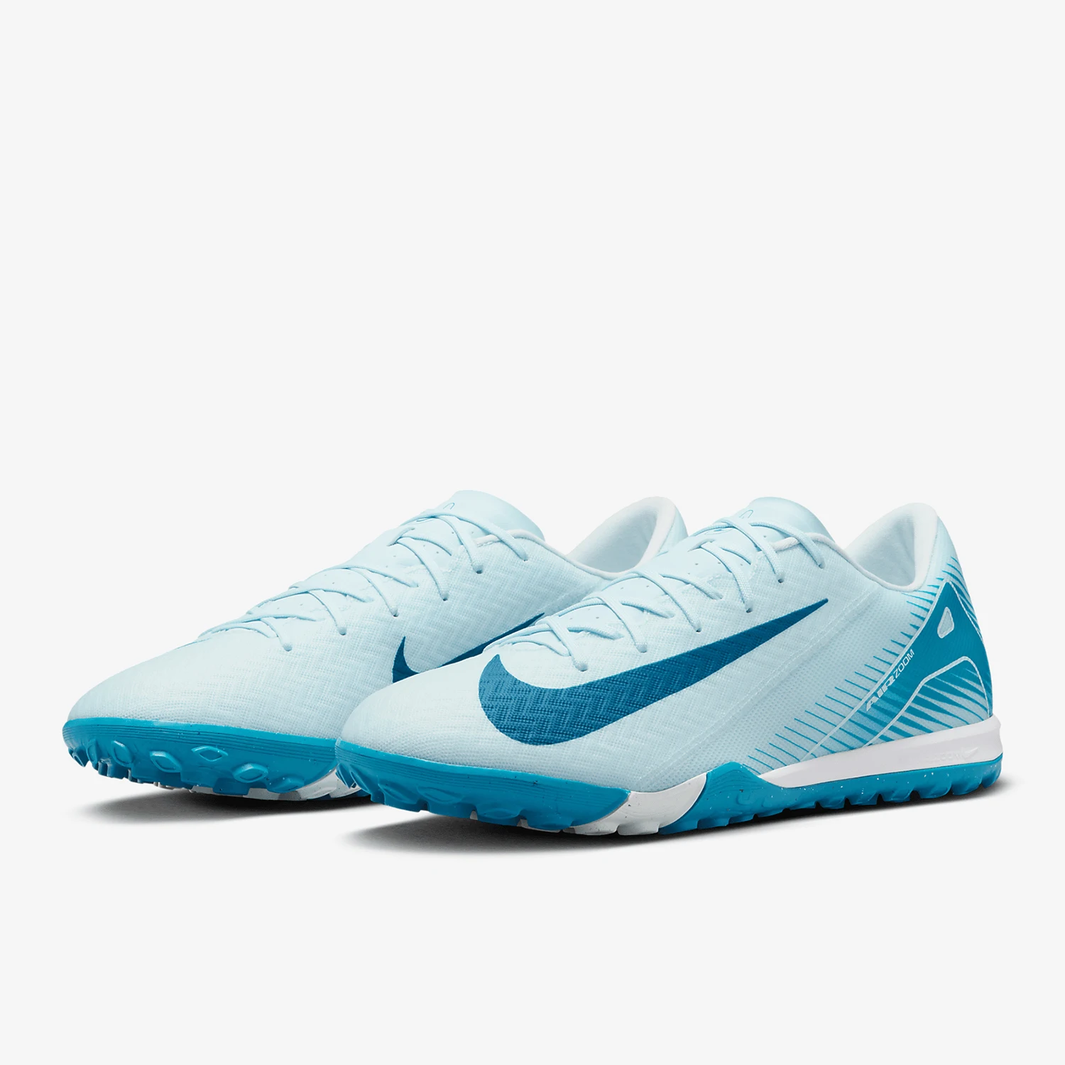 Nike genuine New Men's Low-Cut Cushioned Training Soccer Shoes FQ8449-400
Nike genuine New Men's Low-Cut Cushioned Training Soccer Shoes FQ8449-400