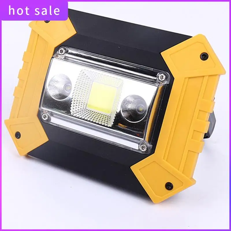 Cob Floodlight USB Rechargeable Strong Light Portable Light Emergency Working Light
Cob Floodlight USB Rechargeable Strong Light Portable Light Emergency Working Light