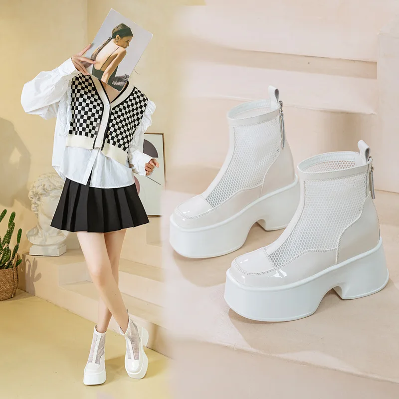 2026 11cm Air Mesh Patent Leather Boots Chimney Summer Motorcycle Sandals Hollow Ankle Booties Women Moccasins Fashion Shoes
2026 11cm Air Mesh Patent Leather Boots Chimney Summer Motorcycle Sandals Hollow Ankle Booties Women Moccasins Fashion Shoes