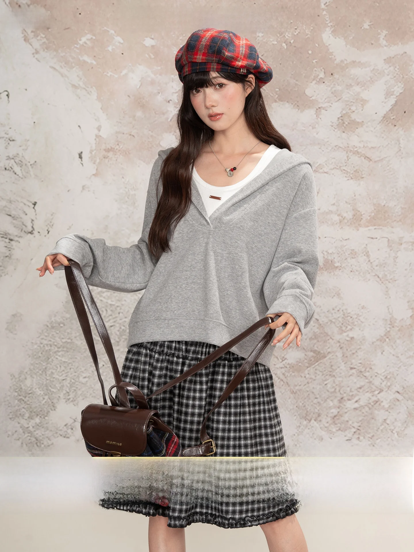 Loveheynew Korean Style Lazy Hoodie Pure Color Simple Vest Two-Piece Set Women's Autumn Winter Casual Outfit round Neck Long ...
Loveheynew Korean Style Lazy Hoodie Pure Color Simple Vest Two-Piece Set Women's Autumn Winter Casual Outfit round Neck Long ...