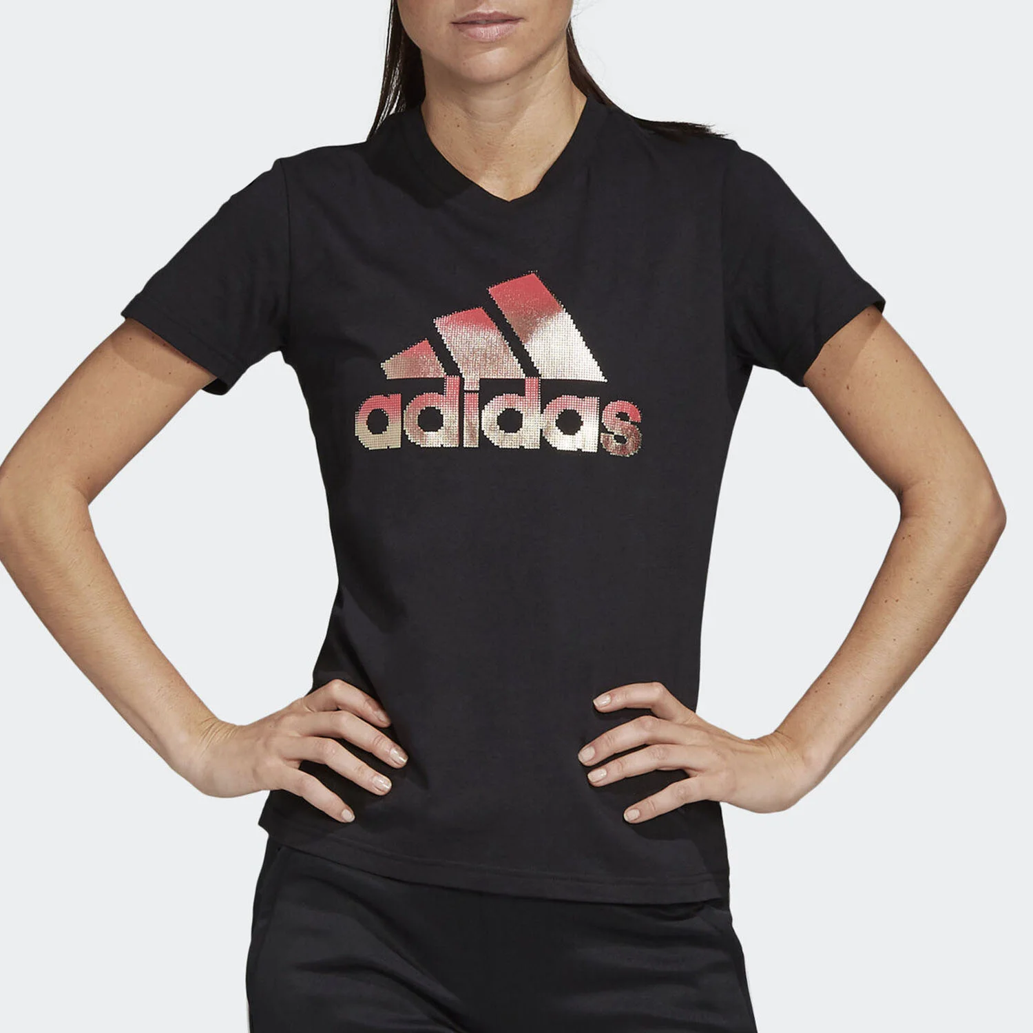 Оригинальная женская спортивная футболка Adidas W MHG BOSFool T FJ5010
Оригинальная женская спортивная футболка Adidas W MHG BOSFool T FJ5010