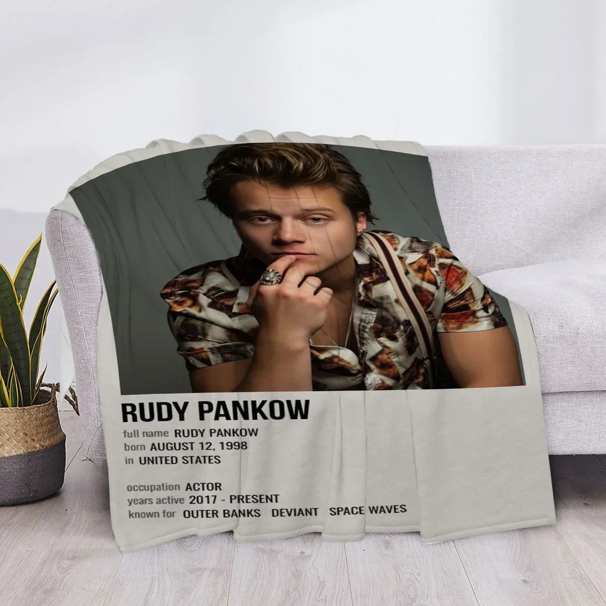 RUDY PANKOW Sofa Blankets & Throws Star Blanket Plaid Luxury Cover Throw Knee Fluffy Soft Microfiber Custom H Anime Oversized
RUDY PANKOW Sofa Blankets & Throws Star Blanket Plaid Luxury Cover Throw Knee Fluffy Soft Microfiber Custom H Anime Oversized