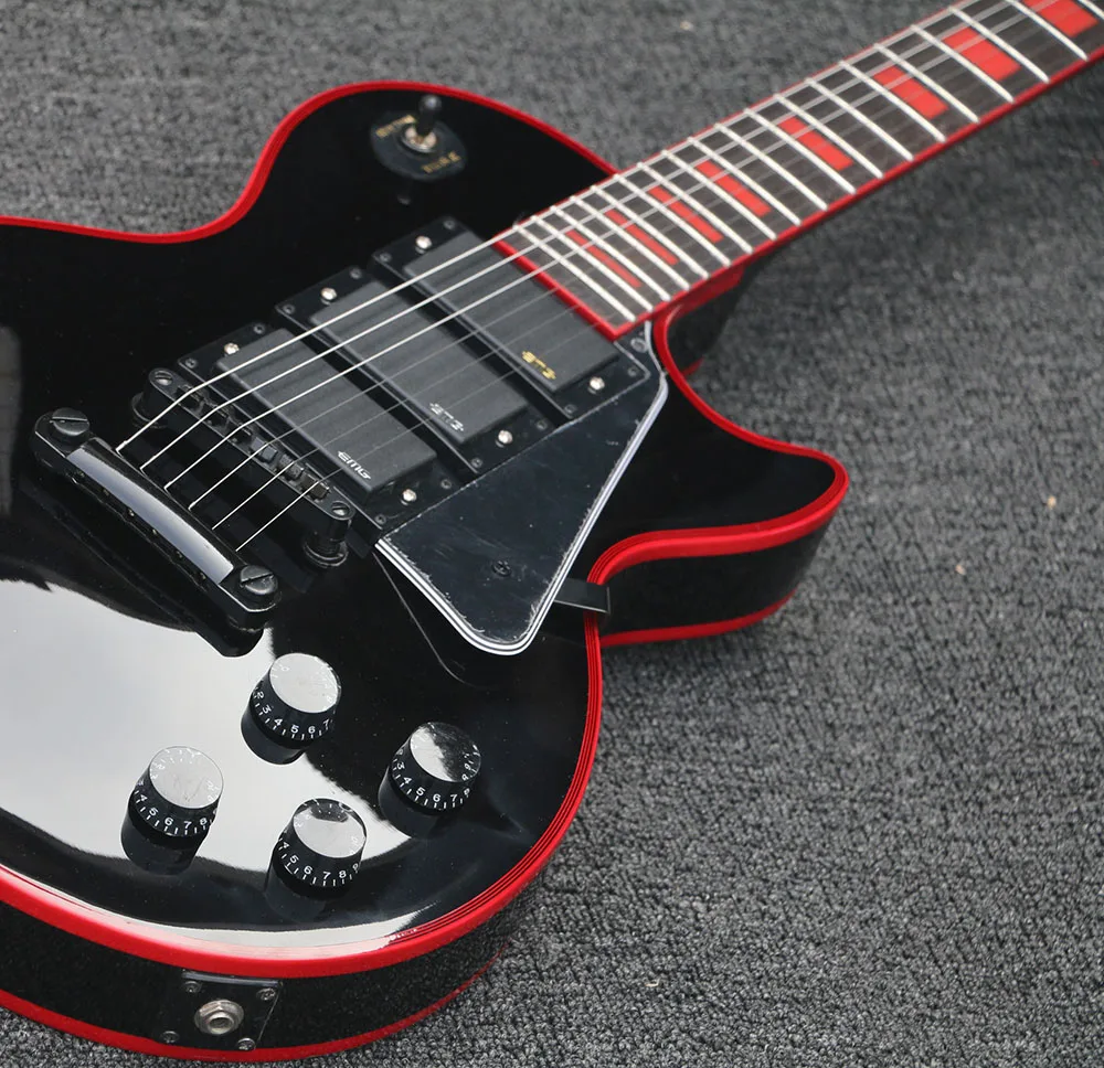 In stock, there is a classic black custom-made electric guitar 3 EMG pickup, with high configuration and beautiful sound.
In stock, there is a classic black custom-made electric guitar 3 EMG pickup, with high configuration and beautiful sound.