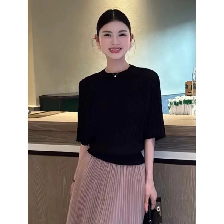 Korean Style Short Sleeve Knitted Shirt Women's Thin Fashion Slimming Meat Covering Personality Top Summer New Arrival
Korean Style Short Sleeve Knitted Shirt Women's Thin Fashion Slimming Meat Covering Personality Top Summer New Arrival