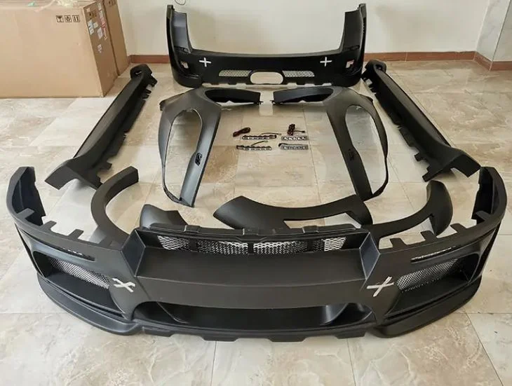 Upgrade HAMAN Style Body Kit for X5 E70 Front Bumper Rear Bumper Side Skirts Fender Hot Sale Auto Parts Tuning FRP Material
Upgrade HAMAN Style Body Kit for X5 E70 Front Bumper Rear Bumper Side Skirts Fender Hot Sale Auto Parts Tuning FRP Material