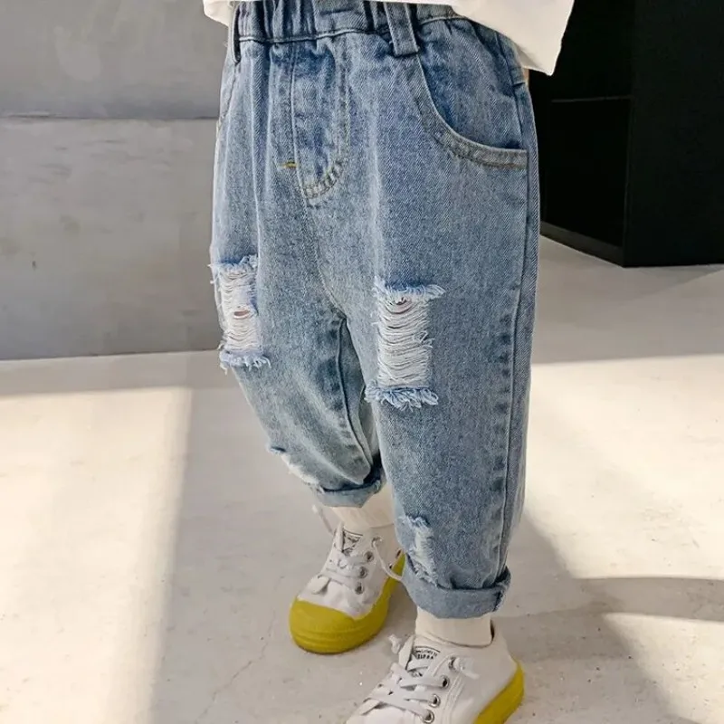 Boys Ripped Jeans Thin Summer Children's Loose Pants Spring and Autumn Baby Trousers
Boys Ripped Jeans Thin Summer Children's Loose Pants Spring and Autumn Baby Trousers