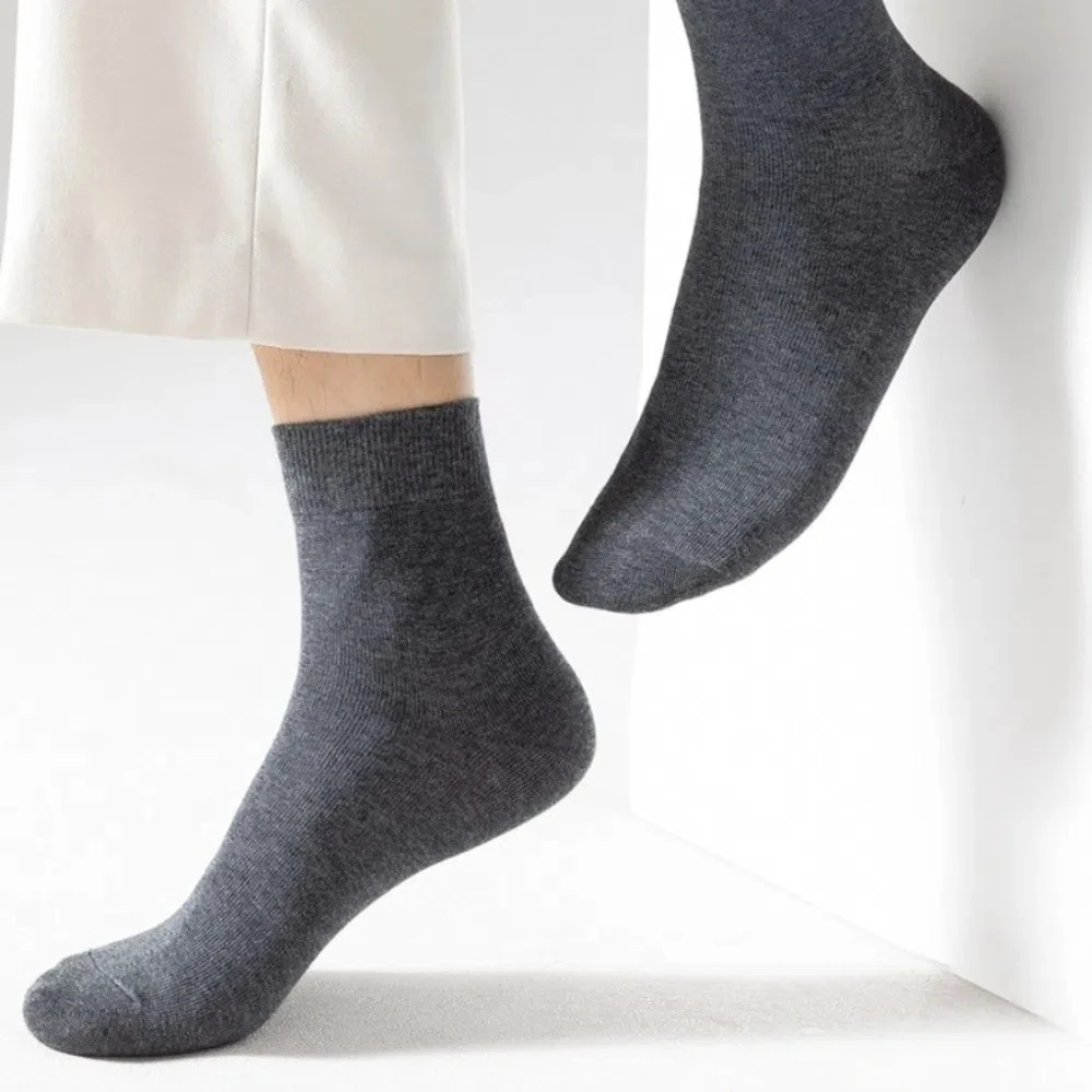 5Pairs Ins Style Breathable Short Tube Socks Men Solid Color Sports Cotton Ankle Socks Hosiery Simple Mid-Calf Socks Daily
5Pairs Ins Style Breathable Short Tube Socks Men Solid Color Sports Cotton Ankle Socks Hosiery Simple Mid-Calf Socks Daily