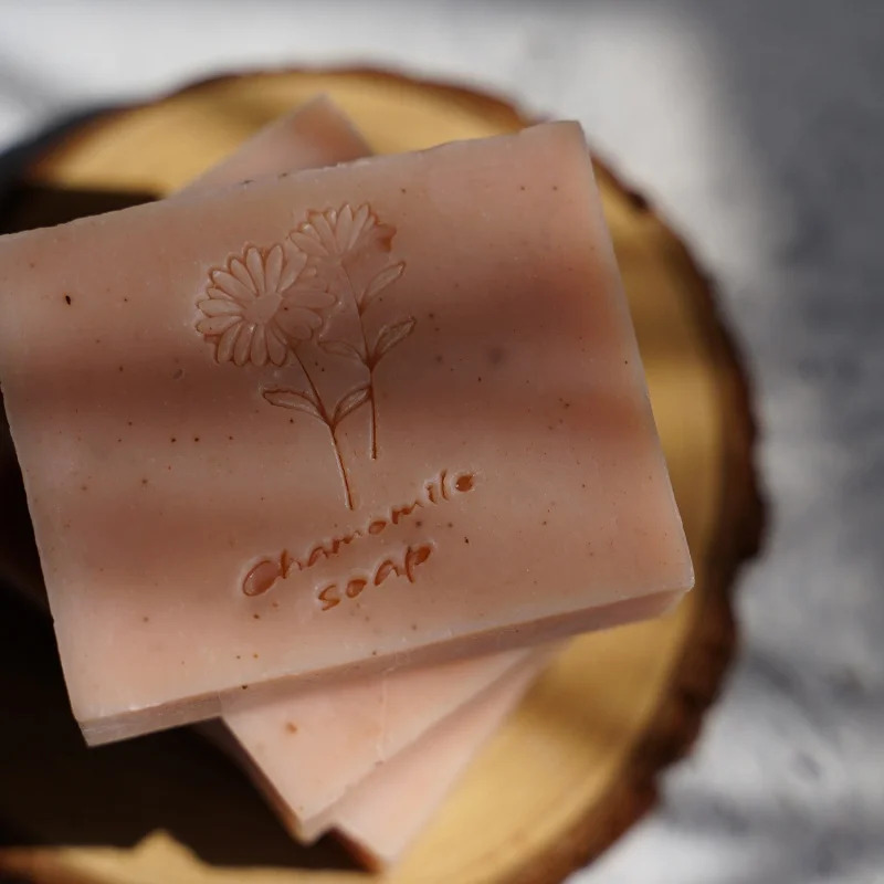 Chamomile Cold Handmade Bath Face Washing Facial Cleansing Essential Oil Soap Hand Gift
Chamomile Cold Handmade Bath Face Washing Facial Cleansing Essential Oil Soap Hand Gift
