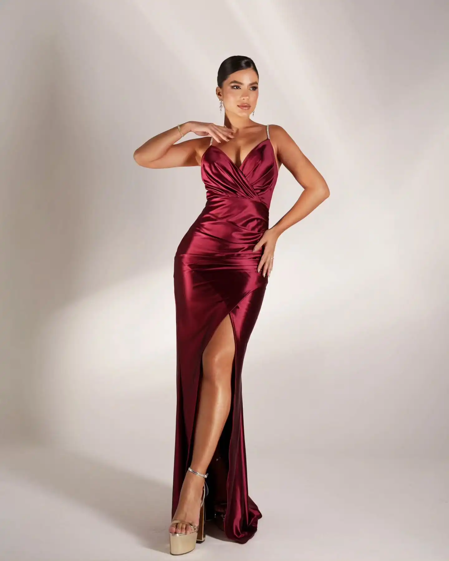 Customized Fashion Mermaid Sweetheart Spaghetti Straps Evening Dresses Modern Pleats Crystal Vestido De Festa Vestido De Noche
Customized Fashion Mermaid Sweetheart Spaghetti Straps Evening Dresses Modern Pleats Crystal Vestido De Festa Vestido De Noche