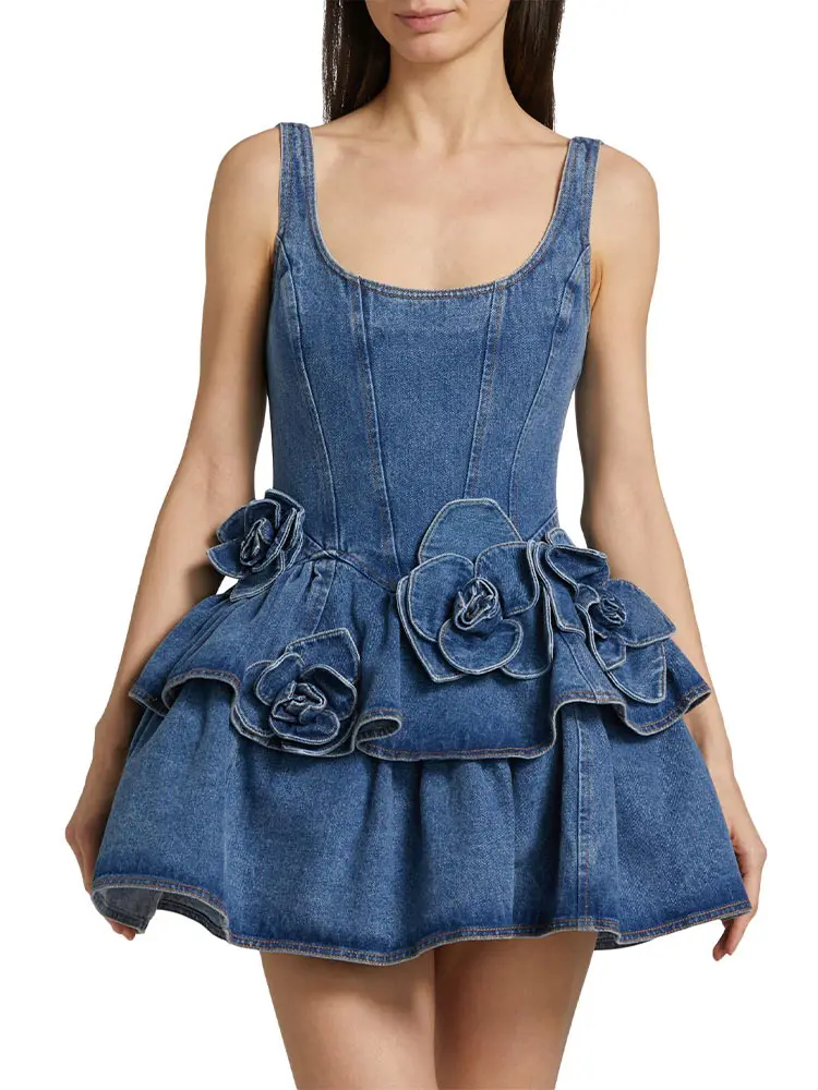 Fashion Layered Ruffle Mini Denim Dress Women 3d Flowers U Collar Backless Zipper Skinny A-line Sling Robe New Summer Streetwear
Fashion Layered Ruffle Mini Denim Dress Women 3d Flowers U Collar Backless Zipper Skinny A-line Sling Robe New Summer Streetwear