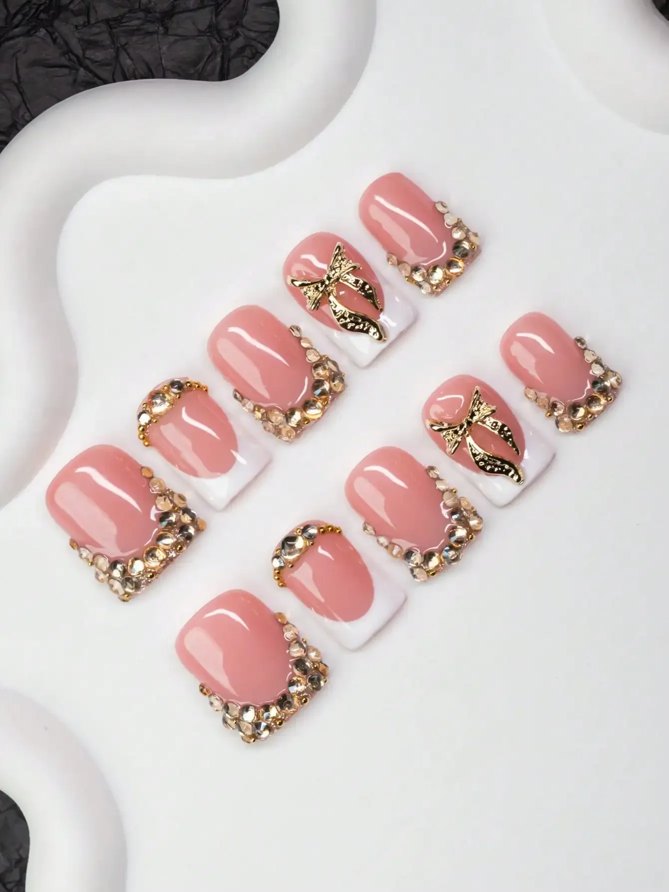 10pcs/Set Handmade Square Nail Tips With French Tips, Bow & Rhinestone Decor, Y2K Baddie Style, Nude & White Color, Suitable For
10pcs/Set Handmade Square Nail Tips With French Tips, Bow & Rhinestone Decor, Y2K Baddie Style, Nude & White Color, Suitable For