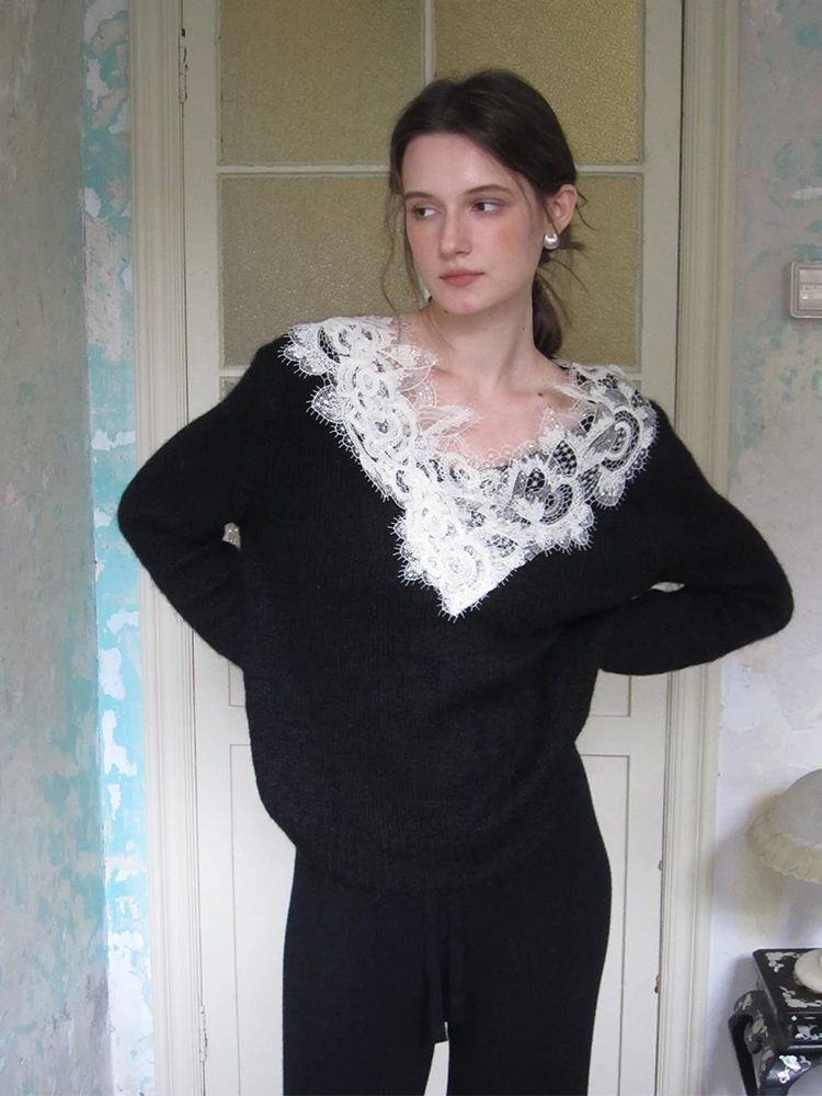 Женский свободный шерстяной свитер с кружевом для ранней осени, оригинальный дизайн, удобный крой, V-образный вырез, длинный рукав, утепленный трикотаж от ZHU
Женский свободный шерстяной свитер с кружевом для ранней осени, оригинальный дизайн, удобный крой, V-образный вырез, длинный рукав, утепленный трикотаж от ZHU