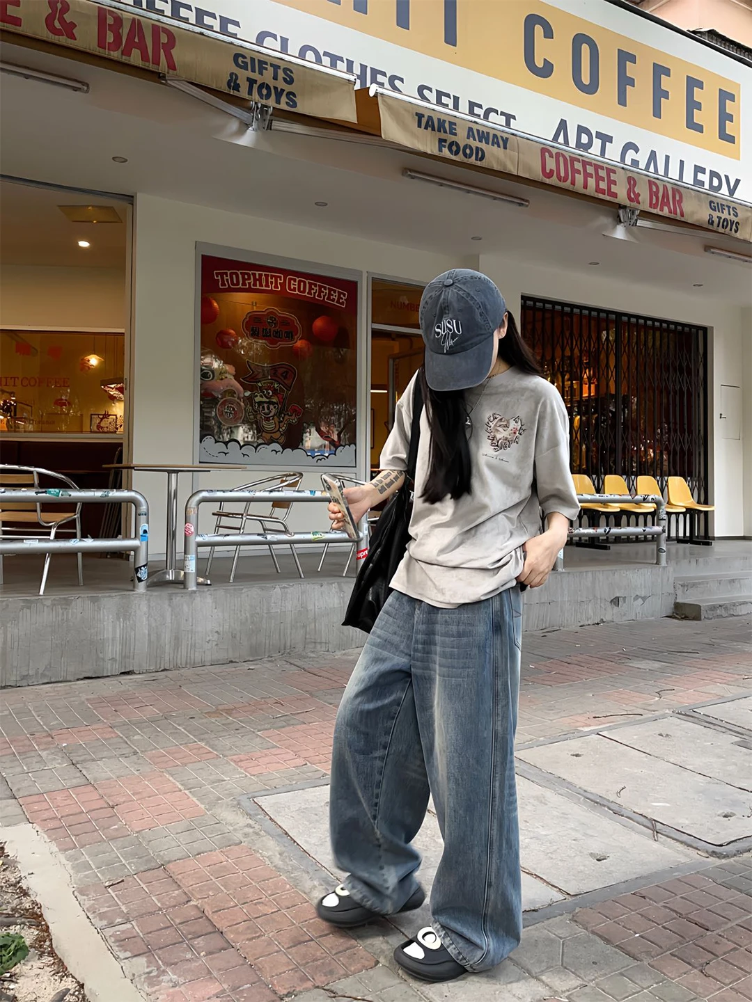 Широкие джинсы с высокой талией и американской талией, женские весенне-летние утягивающие свободные прямые драпированные брюки длиной до пола
Широкие джинсы с высокой талией и американской талией, женские весенне-летние утягивающие свободные прямые драпированные брюки длиной до пола