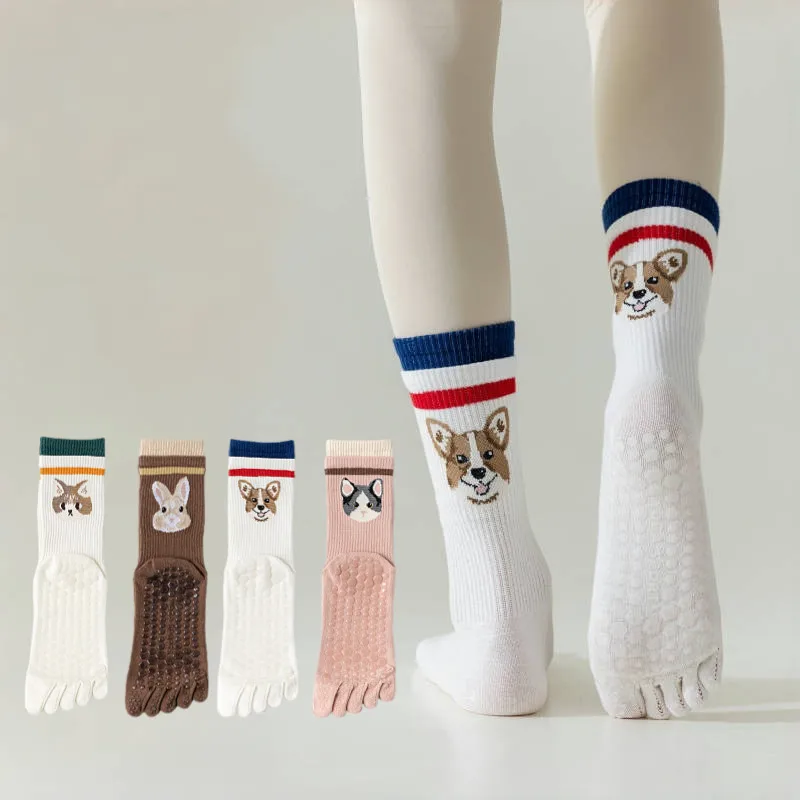 Silicone Anti-slip Yoga Socks Women Cute Cartoon Indoor Floor Dance Sports Socks Professional Five Toes Cotton Pilates Socks Sox
Silicone Anti-slip Yoga Socks Women Cute Cartoon Indoor Floor Dance Sports Socks Professional Five Toes Cotton Pilates Socks Sox