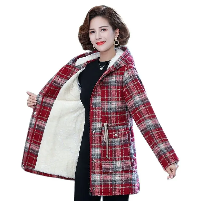 New 2022 Plaid Woolen Jacket Middle-Aged Elderly Women's Winter Coat Fashion Add Velvet Thickened Hooded Cotton Coat Parkas
New 2022 Plaid Woolen Jacket Middle-Aged Elderly Women's Winter Coat Fashion Add Velvet Thickened Hooded Cotton Coat Parkas