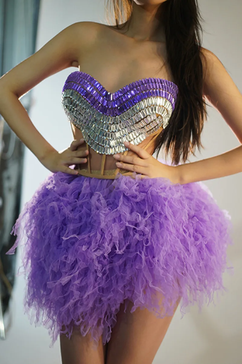 Sexy Strapless Crystal Rhinestone Corset A Line Skirts 2 Piece Sets Women Show Performance Club Clothes Dancer Festival Outfits
Sexy Strapless Crystal Rhinestone Corset A Line Skirts 2 Piece Sets Women Show Performance Club Clothes Dancer Festival Outfits