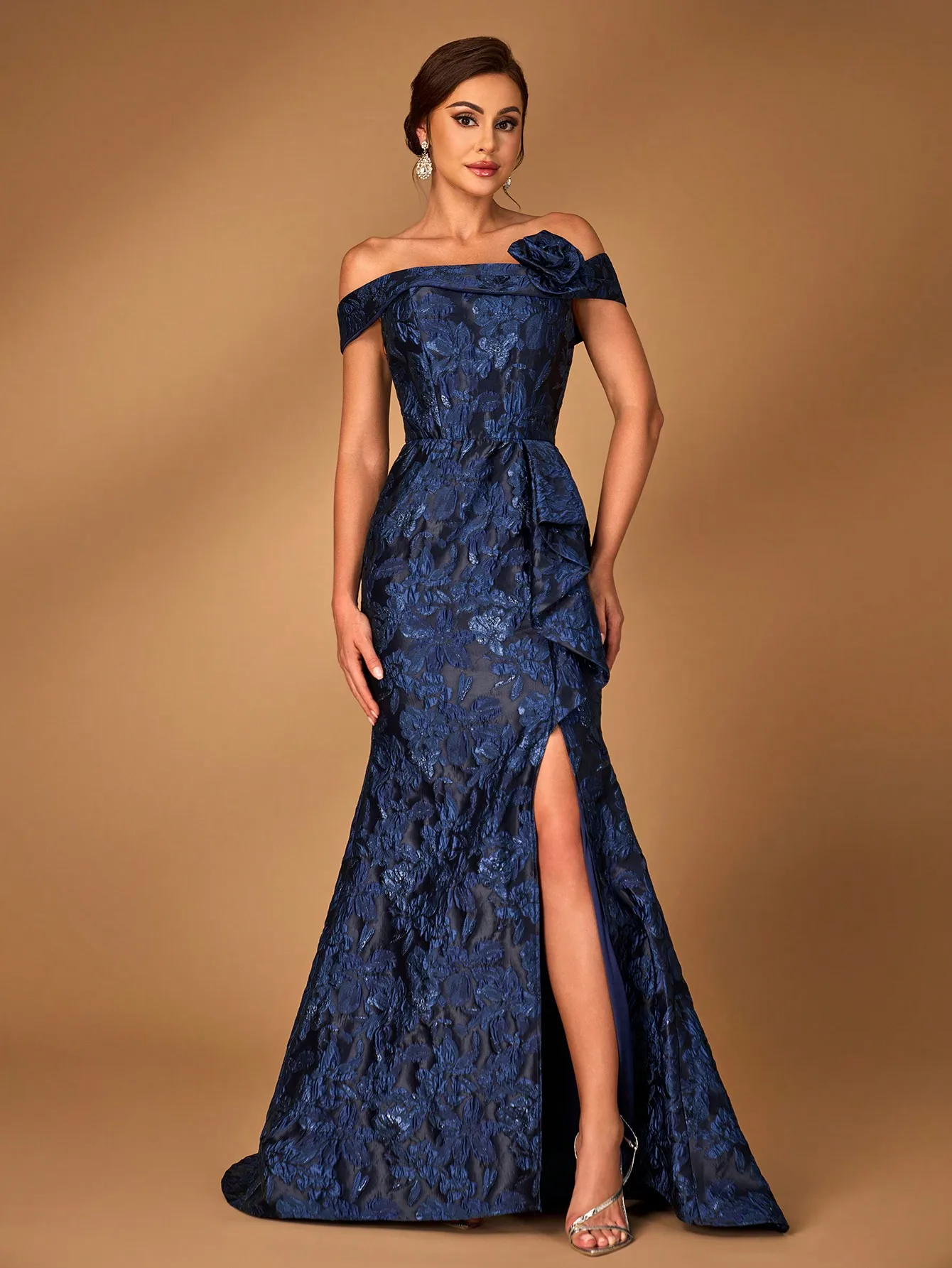 Navy Blue One-Shoulder Mermaid Gown with 3D Floral Jacquard, Slit & Ruffle Detail
Navy Blue One-Shoulder Mermaid Gown with 3D Floral Jacquard, Slit & Ruffle Detail