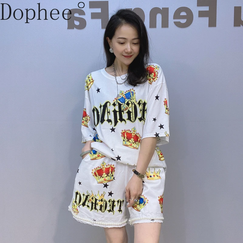 New Summer Women Two-piece Sets Crown Printed Hot Drilling Short Sleeve T-shirt Loose Tops + Elastic Waist Wide Leg Shorts Suits
New Summer Women Two-piece Sets Crown Printed Hot Drilling Short Sleeve T-shirt Loose Tops + Elastic Waist Wide Leg Shorts Suits