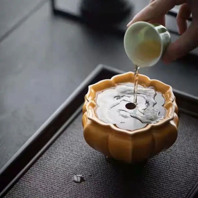 фарфоровый держатель для чайного горшка, резервуар для воды, коврик для горшка, медный фильтр с дизайном лотоса
фарфоровый держатель для чайного горшка, резервуар для воды, коврик для горшка, медный фильтр с дизайном лотоса