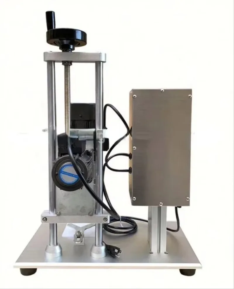 Недорогая полуавтоматическая настольная машина для укупорки стеклянных бутылок DDX-450: горячие продажи, выгодная цена и отличное качество
Недорогая полуавтоматическая настольная машина для укупорки стеклянных бутылок DDX-450: горячие продажи, выгодная цена и отличное качество