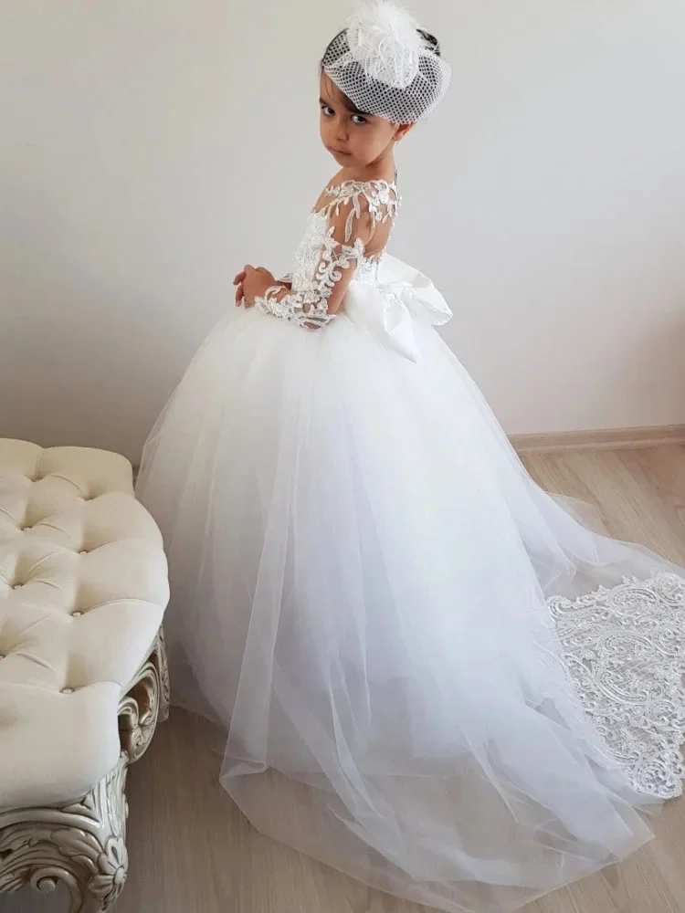 Customized Lace Tulle Flower Girl Dress For Wedding Appliques With Bow Pearls Simple Bridesmaid First Communion Pageant Gown
Customized Lace Tulle Flower Girl Dress For Wedding Appliques With Bow Pearls Simple Bridesmaid First Communion Pageant Gown