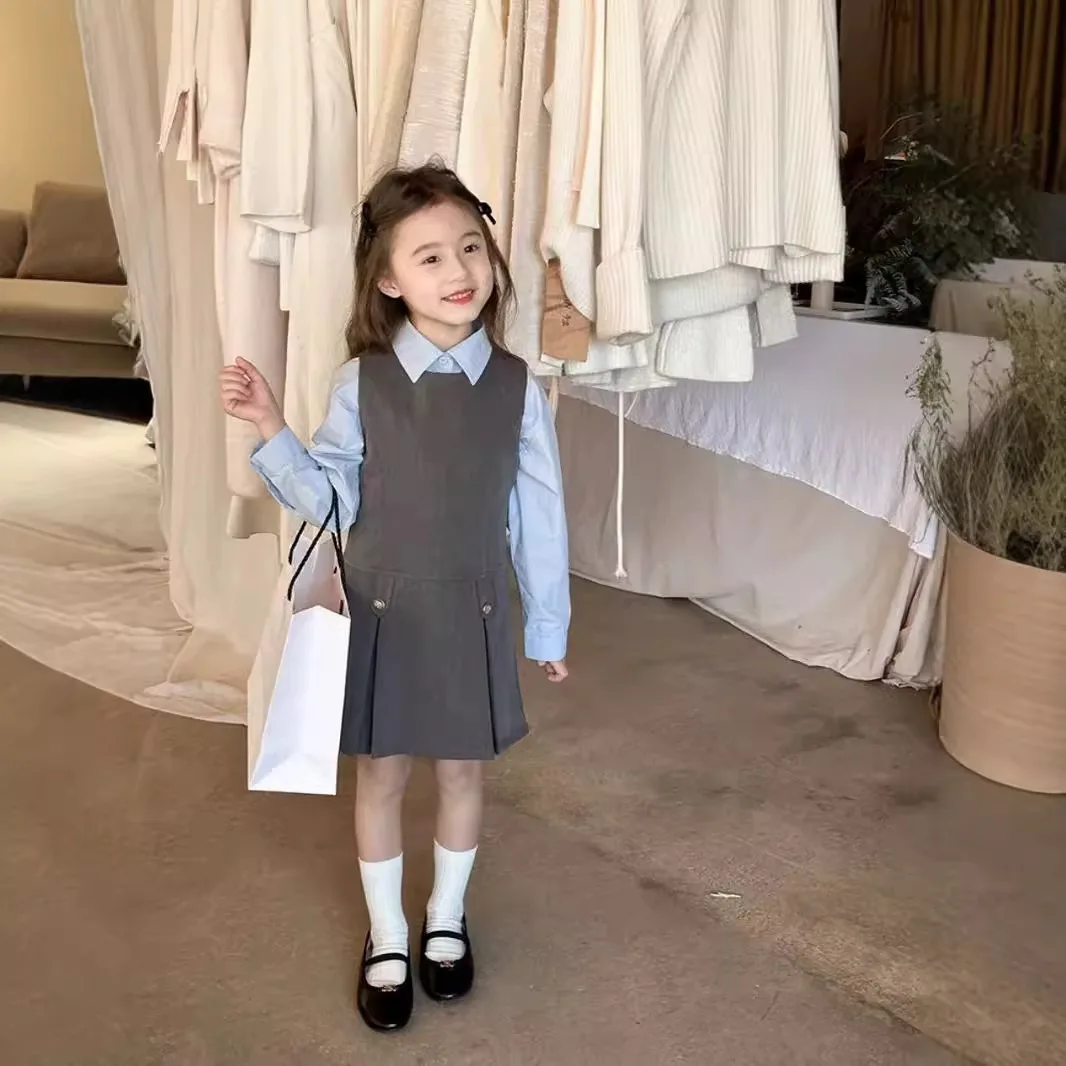 Детский темпераментный модный костюм в консервативном стиле, осенняя рубашка с длинными рукавами для девочек + жилет, юбка, комплект из двух предметов, детская одежда
Детский темпераментный модный костюм в консервативном стиле, осенняя рубашка с длинными рукавами для девочек + жилет, юбка, комплект из двух предметов, детская одежда