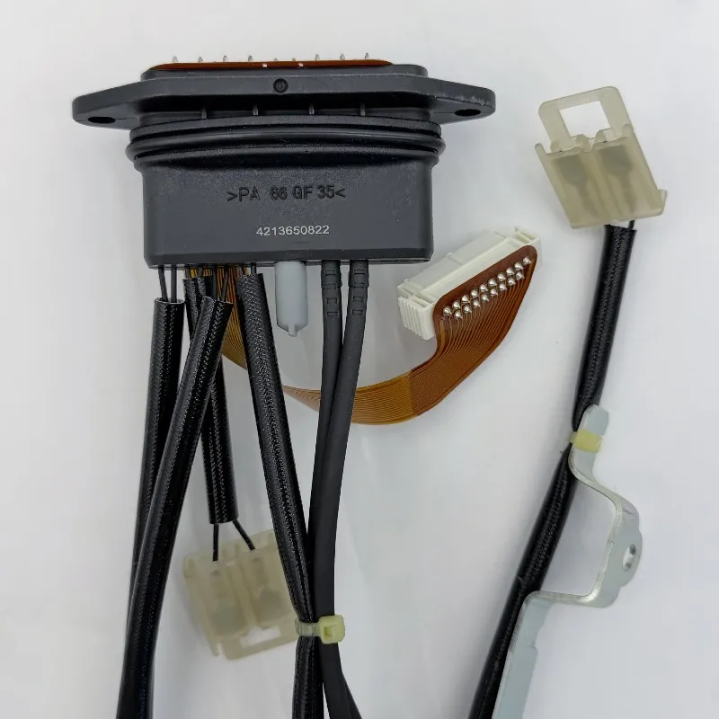 Жгут проводов коробки передач для грузовиков Volvo 4213650822, совместимый с датчиком скорости и насосом для модели LM
Жгут проводов коробки передач для грузовиков Volvo 4213650822, совместимый с датчиком скорости и насосом для модели LM