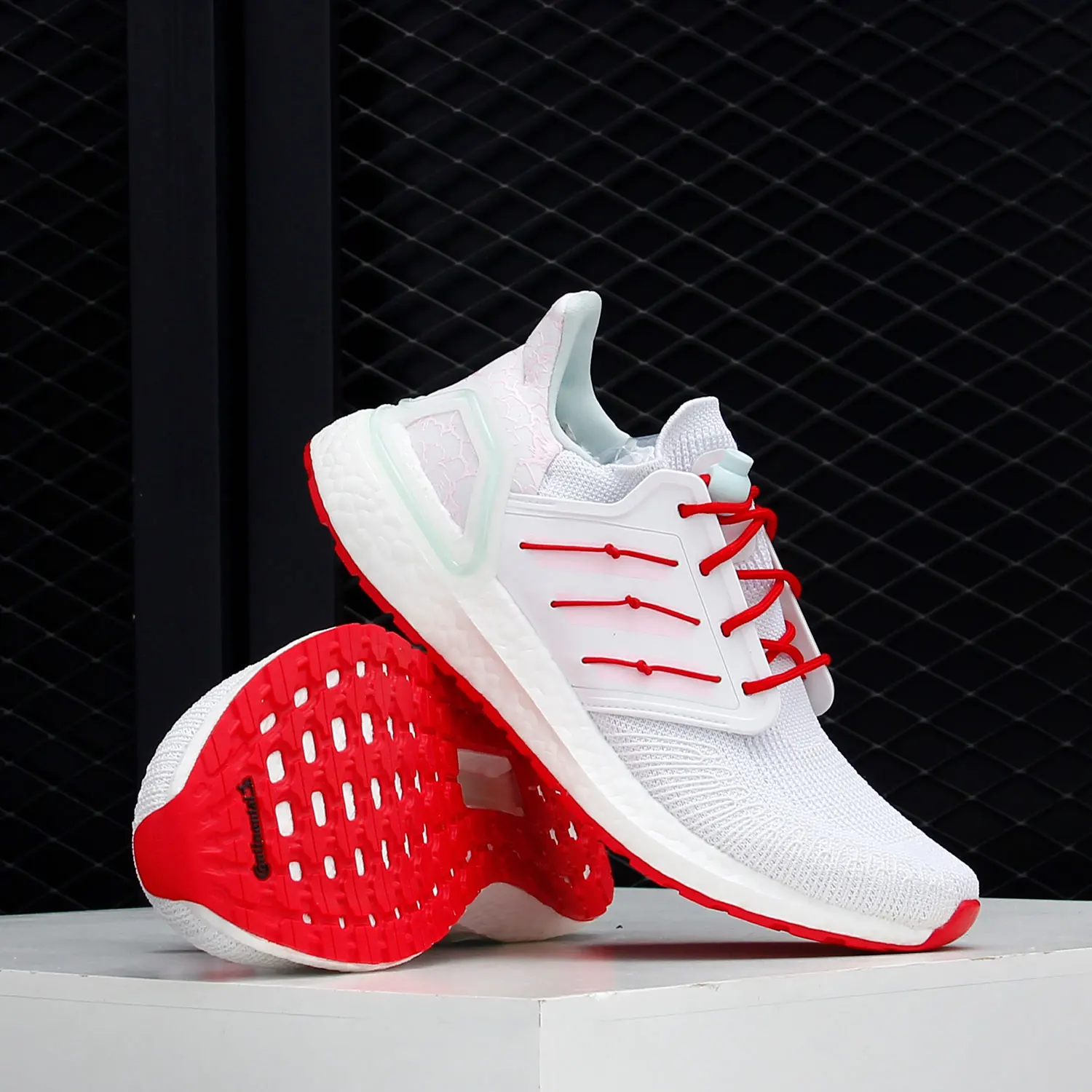 Adidas Authentic ULTRABOOST 20 Unisex Running Shoes H01421
Adidas Authentic ULTRABOOST 20 Unisex Running Shoes H01421