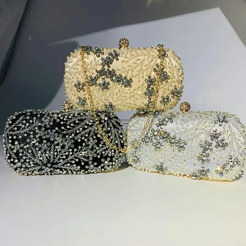 340D Женская вечерняя сумка сцепления с цепной девушкой для вечеринки на плечах мешков с крестом
340D Женская вечерняя сумка сцепления с цепной девушкой для вечеринки на плечах мешков с крестом