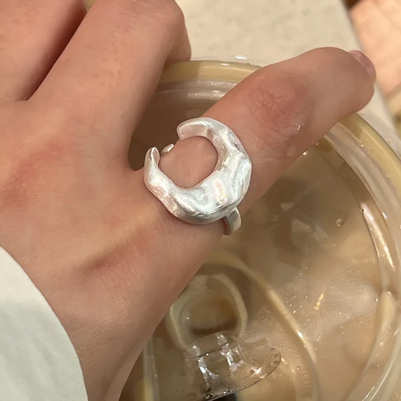 New Fashion Brushed Matte Crescent Simple Versatile 925 Sterling Silver Jewelry Exaggerated Opening Rings 02600
New Fashion Brushed Matte Crescent Simple Versatile 925 Sterling Silver Jewelry Exaggerated Opening Rings 02600