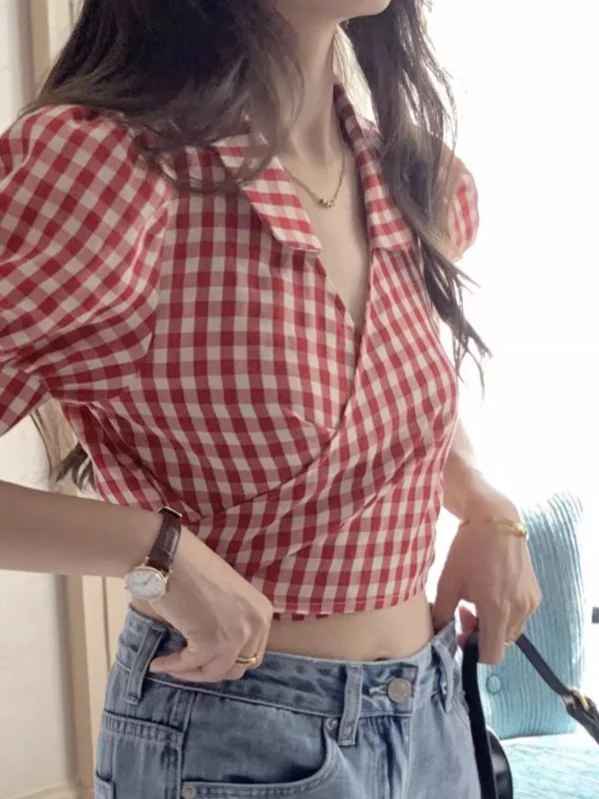 Retro Red Plaid Short Sleeve Bubble Sleeve Chiffon Top Women Summer Style French Waist Belted Fashionable Shirt
Retro Red Plaid Short Sleeve Bubble Sleeve Chiffon Top Women Summer Style French Waist Belted Fashionable Shirt