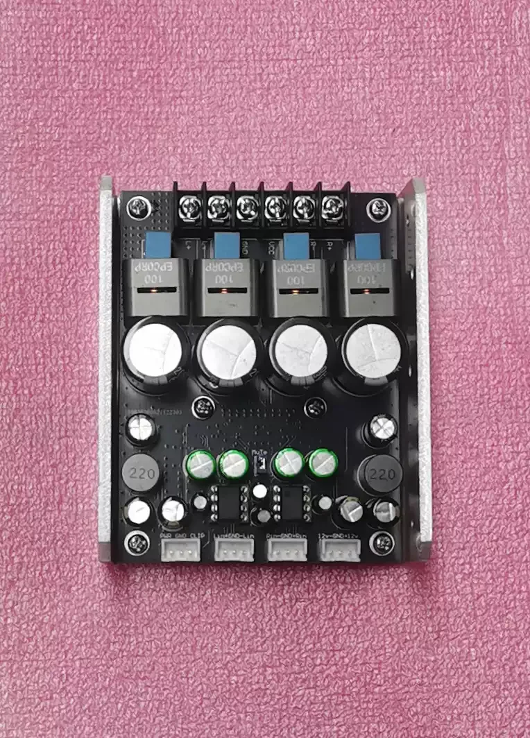 TPA3255 digital power amplifier board 8Ω 2x150W4Ω 2x300W
TPA3255 digital power amplifier board 8Ω 2x150W4Ω 2x300W