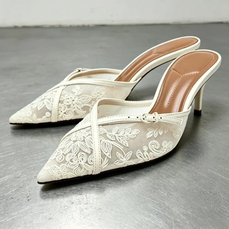 Mesh Embroidery Pointed-toe Mules Women Sandals Breathable Backless Heels Ladies Elegant Designer Wedding Slippers Women Pumps
Mesh Embroidery Pointed-toe Mules Women Sandals Breathable Backless Heels Ladies Elegant Designer Wedding Slippers Women Pumps