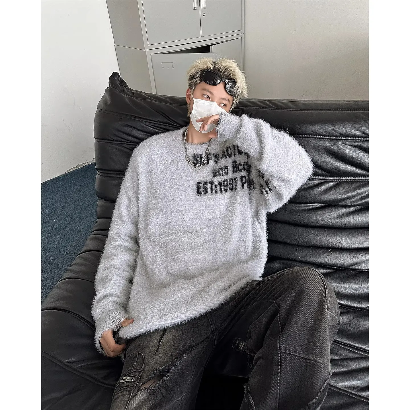 Men's Winter Warm Knitted Sweater Faux Mink Fur Letter Print Hole Design Long Sve round Ne Polyester Fiber Street Sle ...
Men's Winter Warm Knitted Sweater Faux Mink Fur Letter Print Hole Design Long Sve round Ne Polyester Fiber Street Sle ...