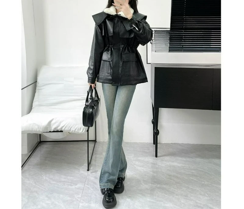 Vintage Autumn Winter 2025 New Fleece-Lined Thickened Leather Jacket Loose Waist Fashion Versatile
Vintage Autumn Winter 2025 New Fleece-Lined Thickened Leather Jacket Loose Waist Fashion Versatile