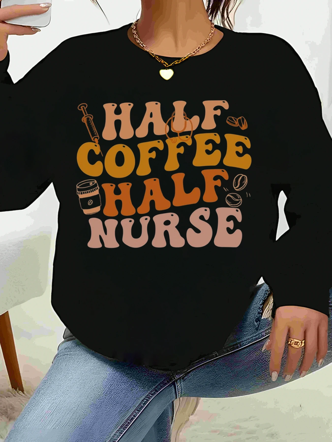 Толстовка с длинными рукавами и принтом Half Coffee Half Nurse, повседневная одежда на Хэллоуин для медсестер
Толстовка с длинными рукавами и принтом Half Coffee Half Nurse, повседневная одежда на Хэллоуин для медсестер