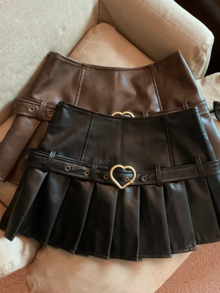 Retro Korean PU Leather Skirt High Waist A-Line Sexy American Hot Girl Autumn Winter Half-length Pleated Skirt for Women
Retro Korean PU Leather Skirt High Waist A-Line Sexy American Hot Girl Autumn Winter Half-length Pleated Skirt for Women