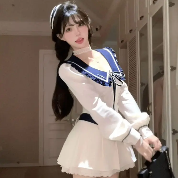 Autumn Faion Long Sve Slimming Design Charming ort Skirt Set College Sle Flower Bud Dr Design Sense Outfit
Autumn Faion Long Sve Slimming Design Charming ort Skirt Set College Sle Flower Bud Dr Design Sense Outfit