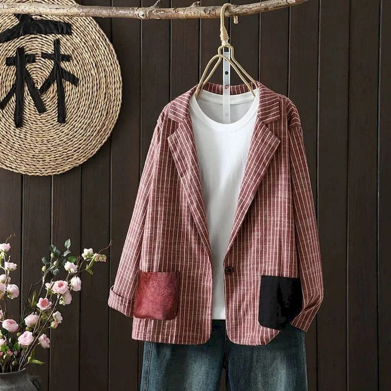 Blazers for Women Long Sleeve Casual Jackets Korean Style Outerwears Vintage Oversized Striped Tailored Collar Coats Women Tops
Blazers for Women Long Sleeve Casual Jackets Korean Style Outerwears Vintage Oversized Striped Tailored Collar Coats Women Tops