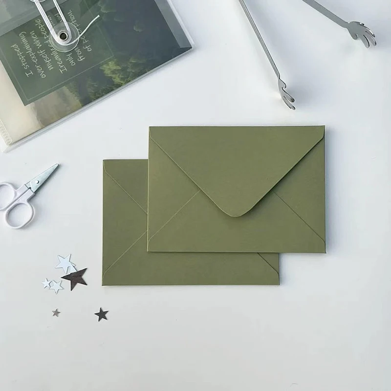 10pcs Green Envelope for Invitations 12.5x9cm Postcards Giftbox Message Wedding Invitation Storage Bag Birthday Greeting Cards
10pcs Green Envelope for Invitations 12.5x9cm Postcards Giftbox Message Wedding Invitation Storage Bag Birthday Greeting Cards