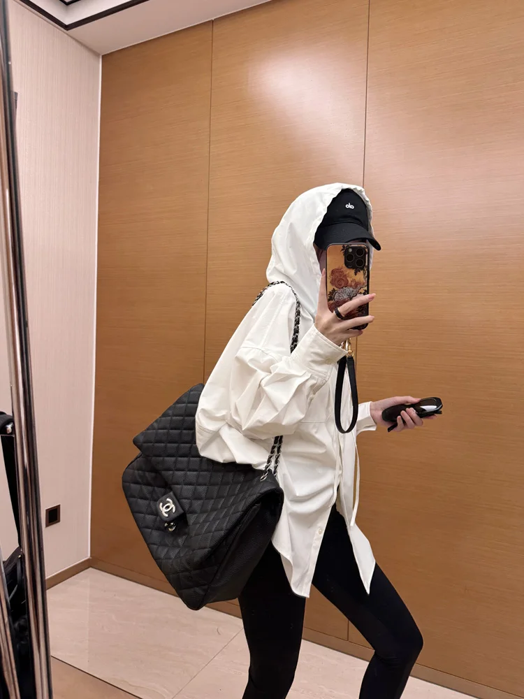 Женская повседневная летняя дышащая свободная куртка-рубашка LADYC, большие размеры, верхняя одежда, защита от солнца, корейский стиль, полиэстер
Женская повседневная летняя дышащая свободная куртка-рубашка LADYC, большие размеры, верхняя одежда, защита от солнца, корейский стиль, полиэстер