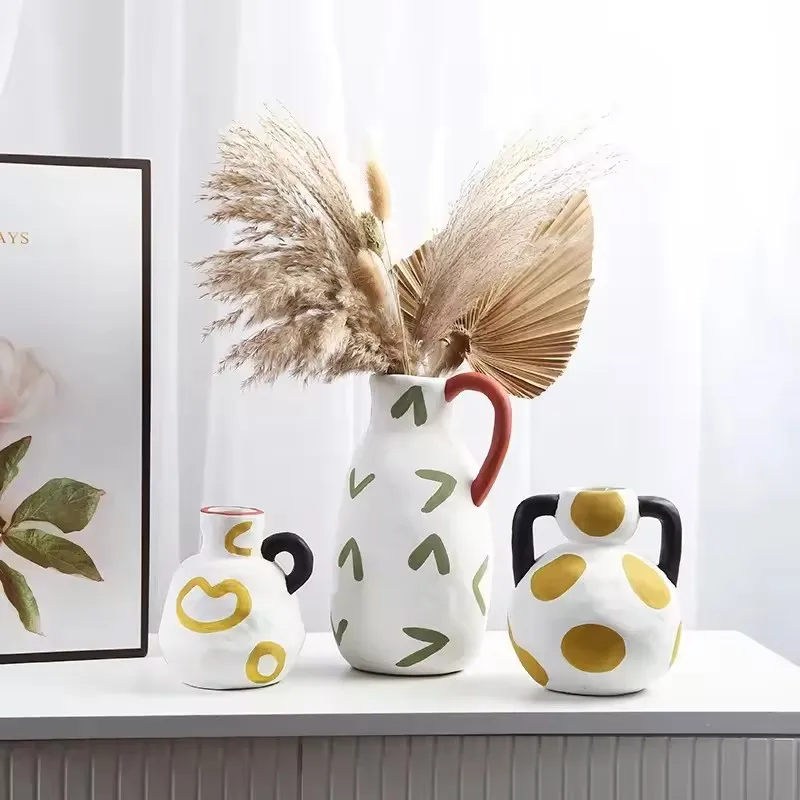 Hand-painted Milk Pot Ceramic Vase, Living Room, Porch, Desktop, Flower Arrangement Container, Homestay Decoration Handicraft
Hand-painted Milk Pot Ceramic Vase, Living Room, Porch, Desktop, Flower Arrangement Container, Homestay Decoration Handicraft