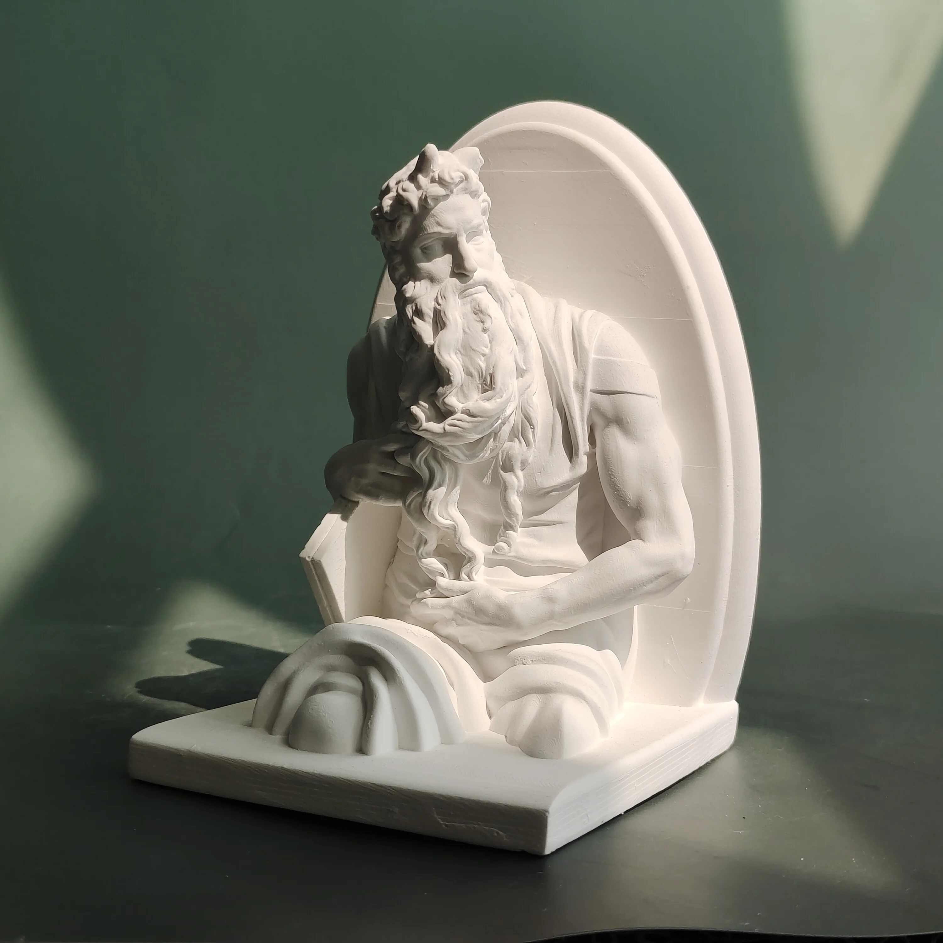 Moses Gypsum Sculpture Desktop Decor Art Statue Creative Gift for Home Office & Art Teaching Miniature Figurine Minimalist Style
Moses Gypsum Sculpture Desktop Decor Art Statue Creative Gift for Home Office & Art Teaching Miniature Figurine Minimalist Style