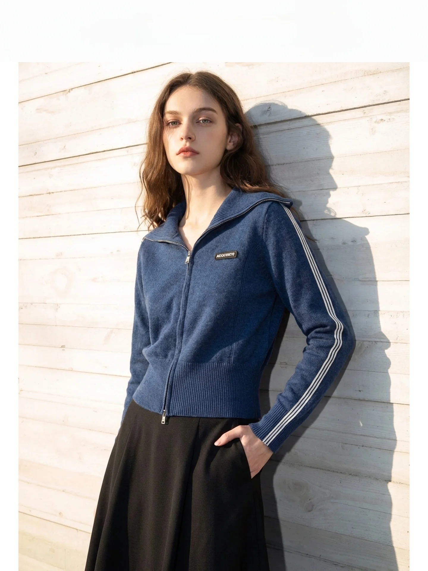 Женский осенний вязаный кардиган-свитер в стиле преппи с отложным воротником, приталенный, с двойной молнией, короткими боковыми полосками, шерстяной жакет
Женский осенний вязаный кардиган-свитер в стиле преппи с отложным воротником, приталенный, с двойной молнией, короткими боковыми полосками, шерстяной жакет