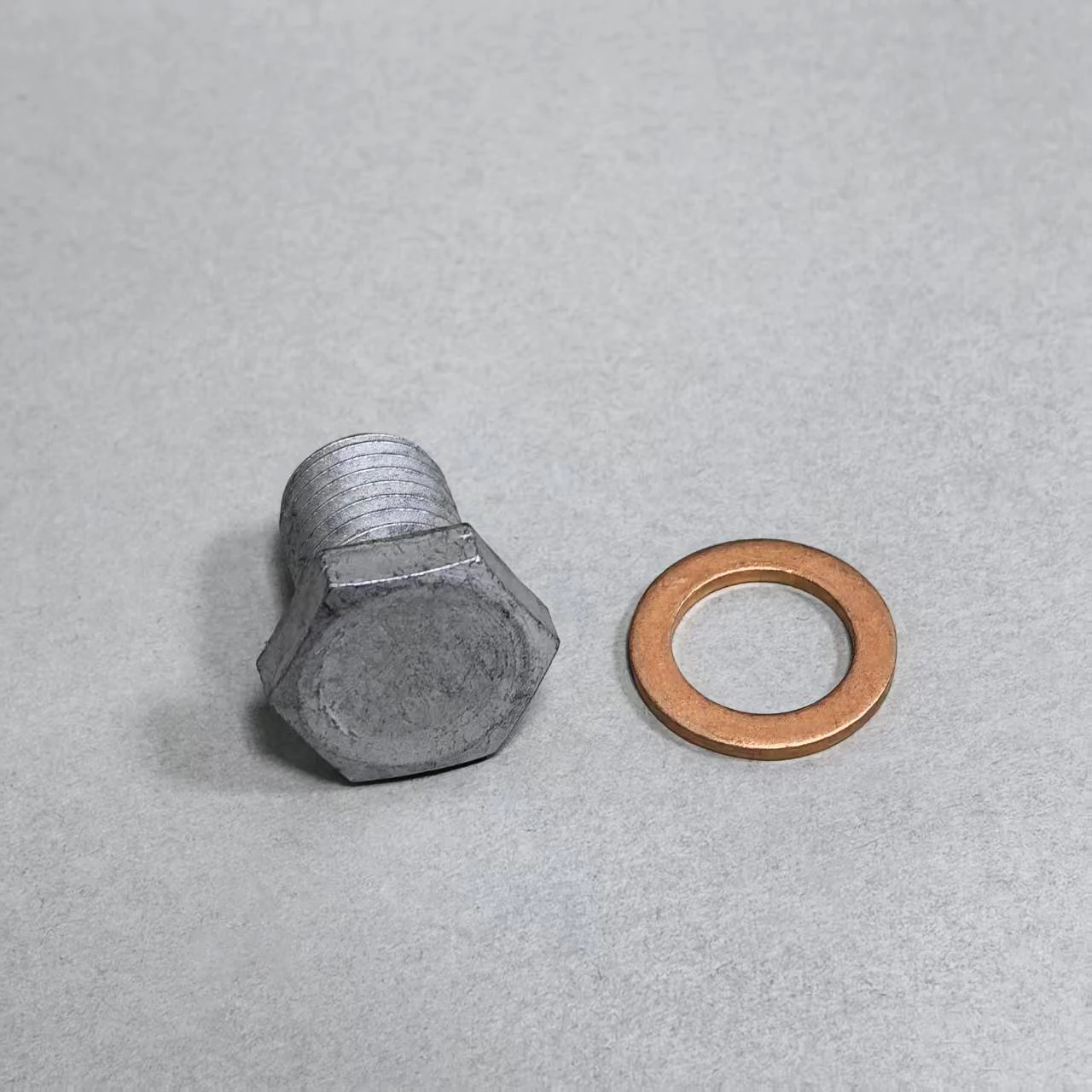 11137535106 Для BMW MINI F54 F55 F56 F57 F60 R55 R56 Масляный поддон Винт слива масла Прокладка Винт слива моторного масла
11137535106 Для BMW MINI F54 F55 F56 F57 F60 R55 R56 Масляный поддон Винт слива масла Прокладка Винт слива моторного масла