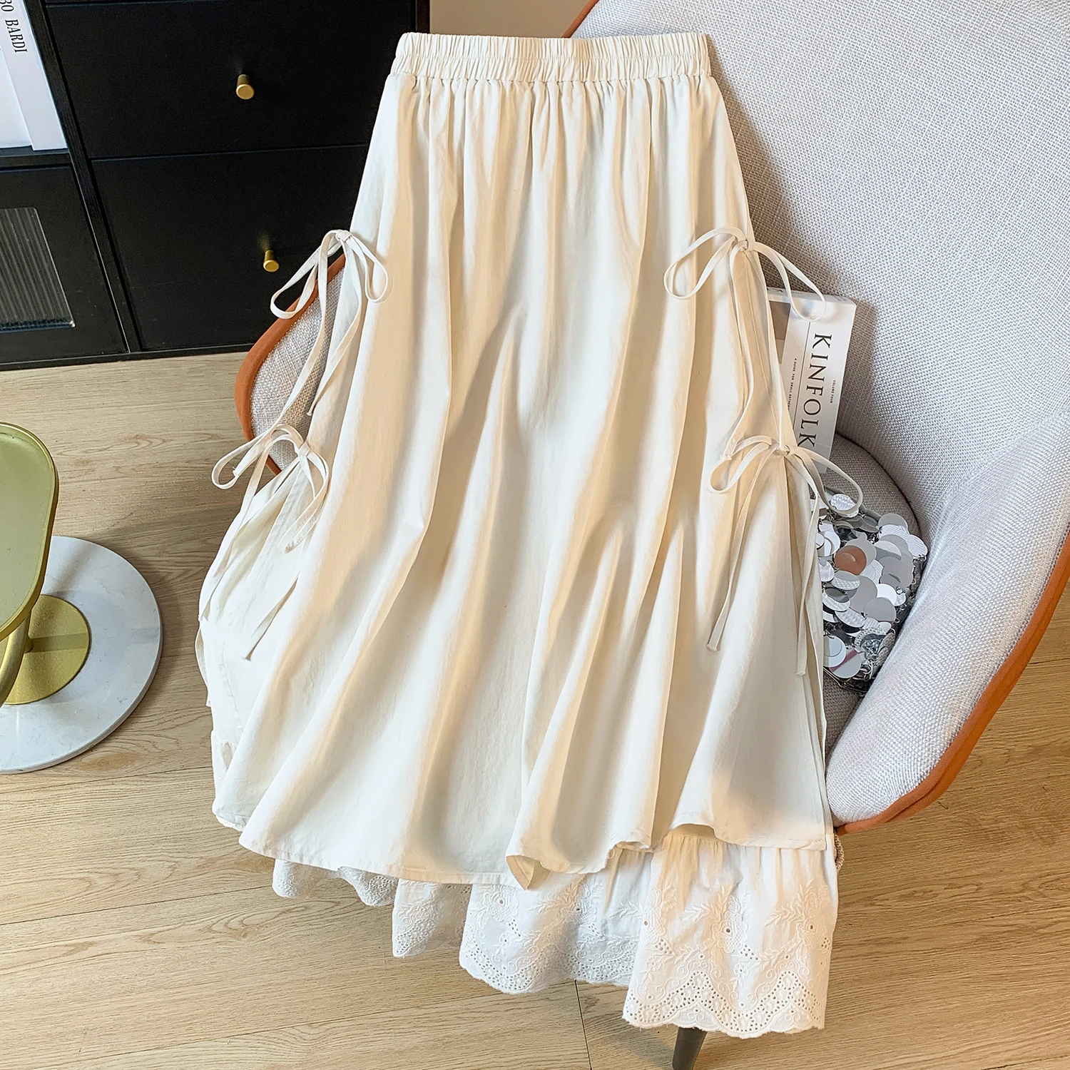 High Waist A-Line Midi Skirt Women's Spring Summer New Design Lace Trim Double Layer Half Body Skirt Commute Style Long Skirt
High Waist A-Line Midi Skirt Women's Spring Summer New Design Lace Trim Double Layer Half Body Skirt Commute Style Long Skirt