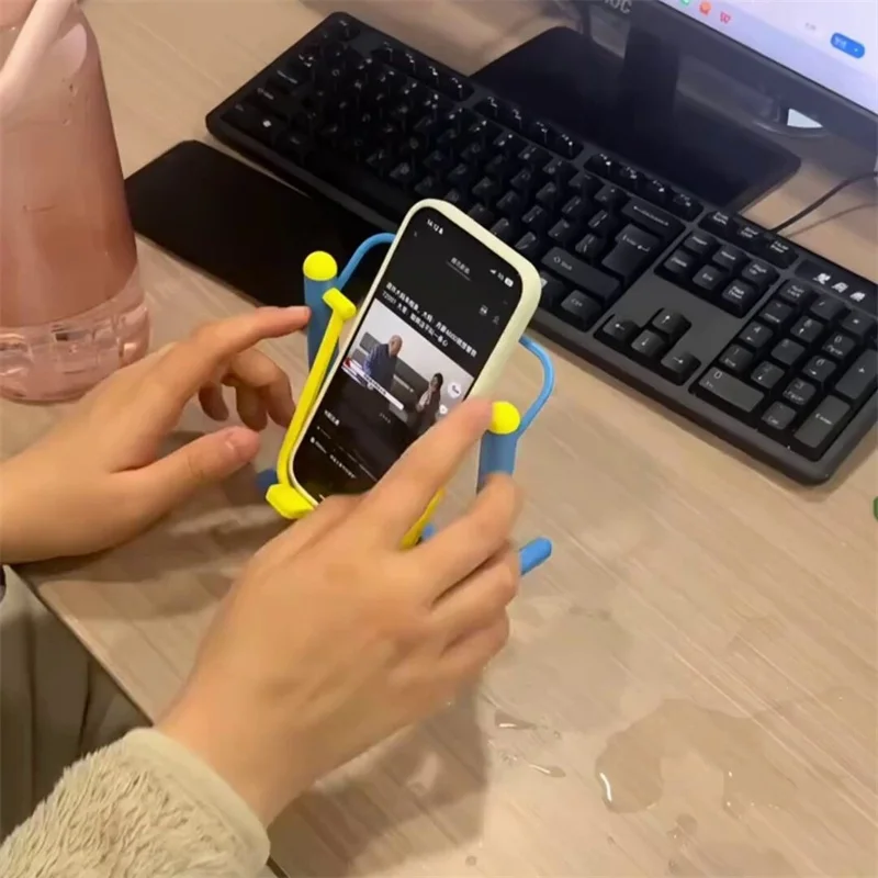 Creative lazy person's mobile phone stand for watching TV, cute desktop decoration, fitness equipment, mobile phone stand, DIY a
Creative lazy person's mobile phone stand for watching TV, cute desktop decoration, fitness equipment, mobile phone stand, DIY a