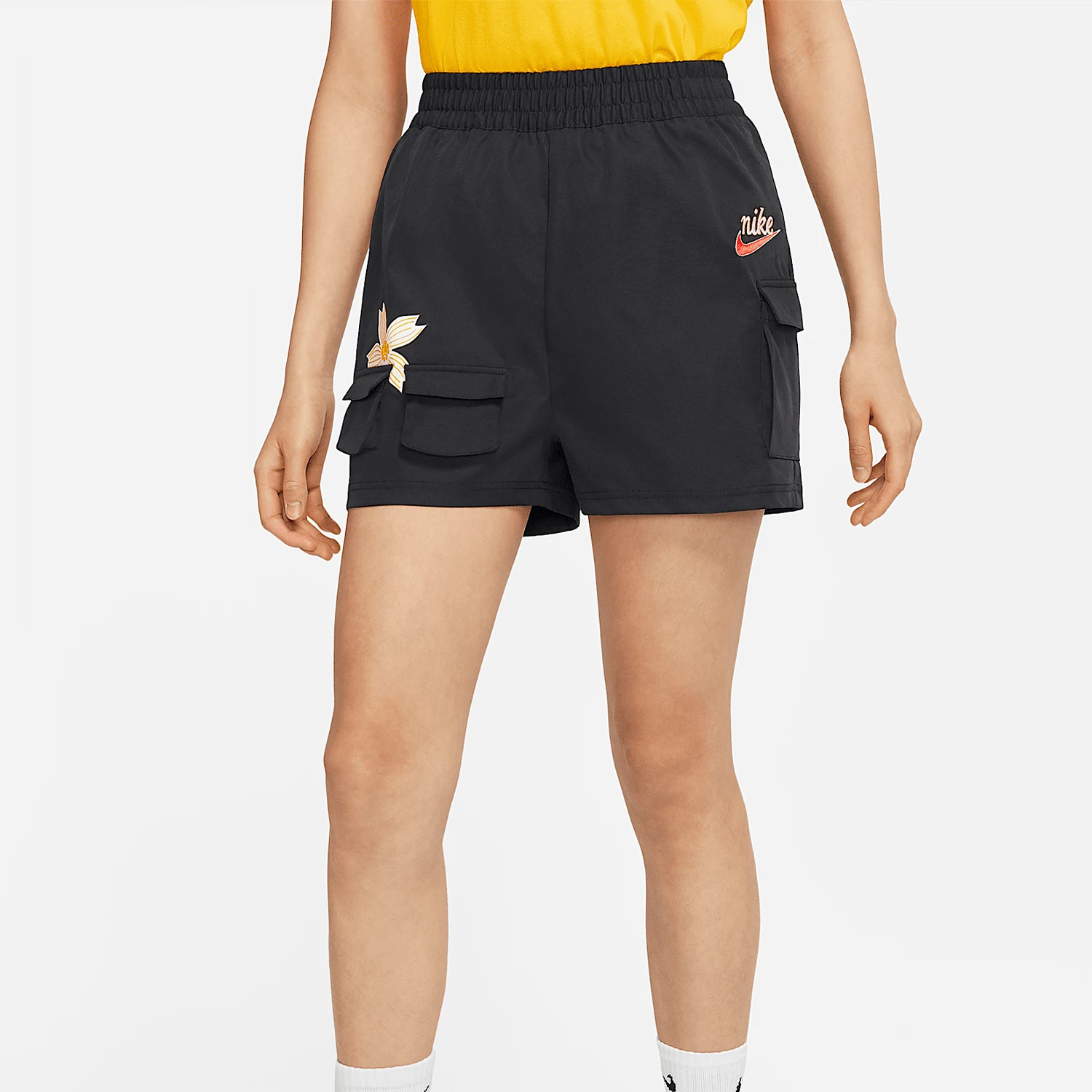 Nike genuine 2025 women's embroidered breathable woven elastic waist shorts DV3205-010
Nike genuine 2025 women's embroidered breathable woven elastic waist shorts DV3205-010
